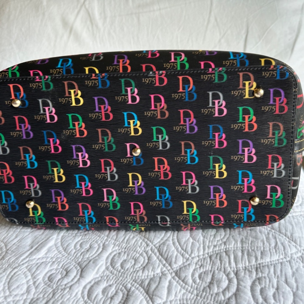 Dooney & Bourke Signature Db75 Multicolor Flynn T… - image 5